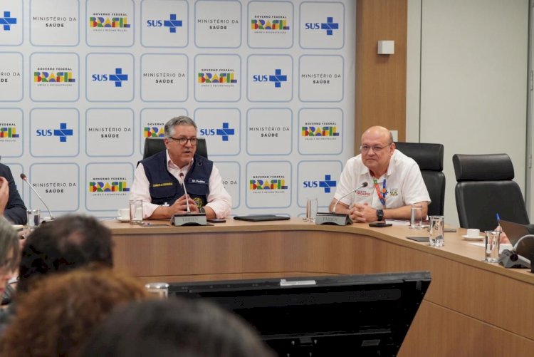 Ministro da Saúde participa de cerimônia de credenciamento de novo serviço de cardiologia em Araripina
